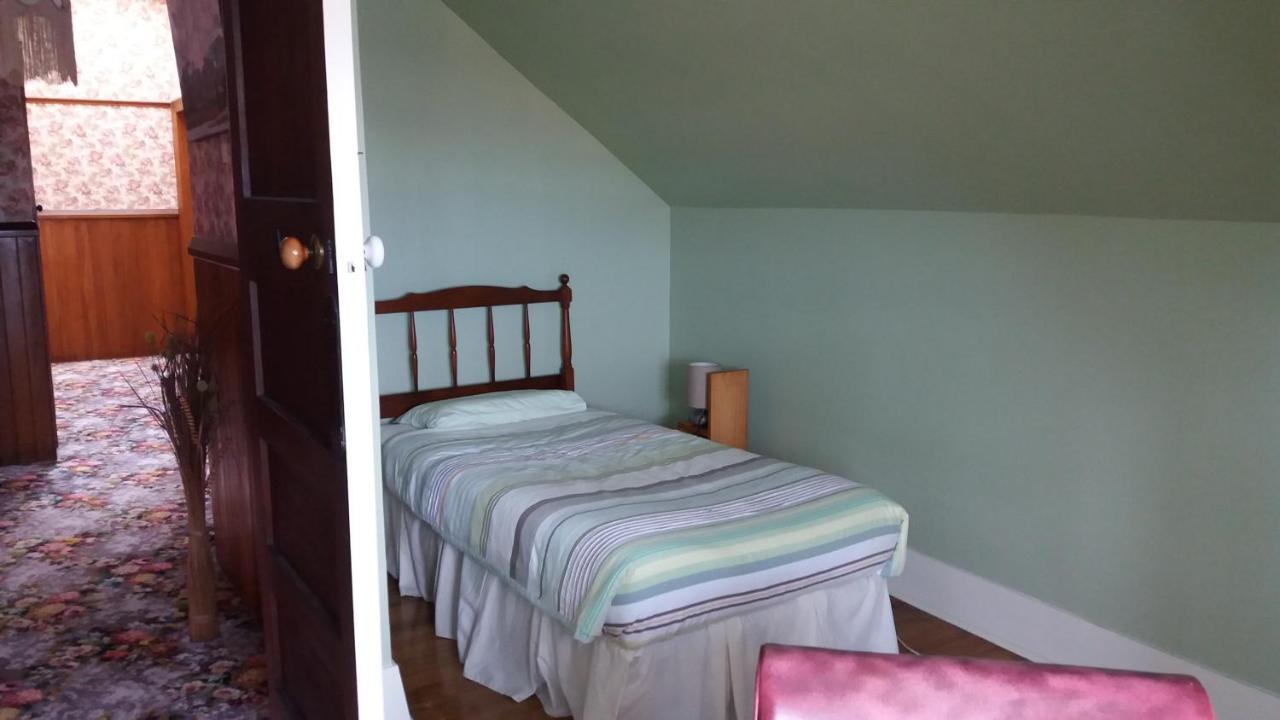 Chimneys B&B Oamaru Kültér fotó
